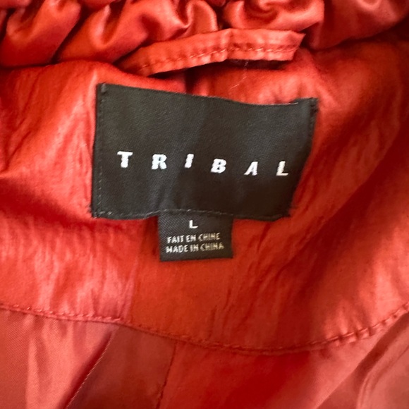 Tribal Women’s Textured Fitted Puffer Jacket – Red – Size L Stretch - Picture 5 of 15